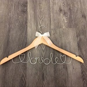 ⬇️LAST ACT! 💍Bridal Wedding Dress Hanger